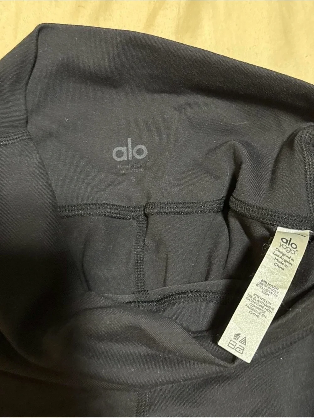 Alo Yoga Flocked Leggings black